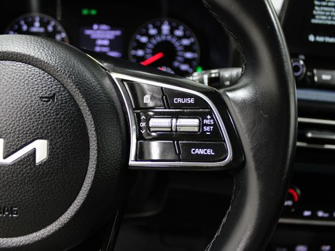 Used 2023 Kia Seltos S w/ Navigation Package image 10