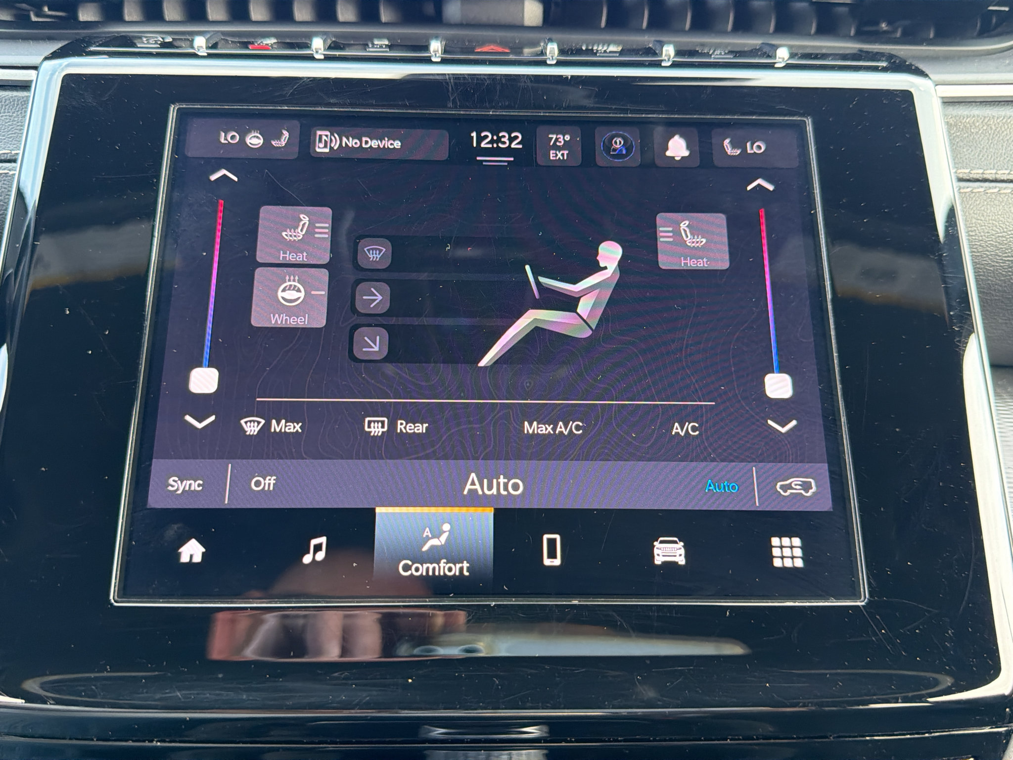 Used 2023 Jeep Grand Cherokee Altitude AWD/4WD image 28