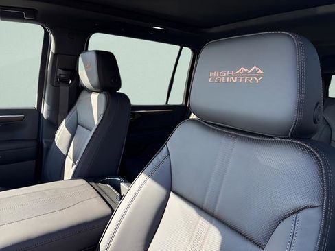 New 2026 Chevrolet Suburban High Country w/ Sun And Tow Package image 9