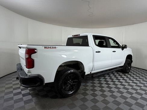 Used 2022 Chevrolet Silverado 1500 LT Trail Boss AWD/4WD image 4
