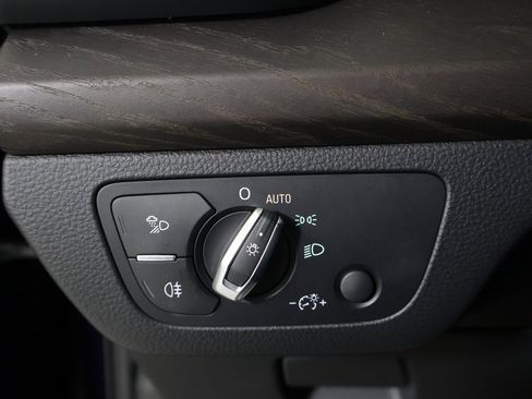 Used 2018 Audi Q5 2.0T Premium Plus w/ Premium Plus Package image 27