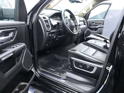Used 2019 RAM 1500 Laramie AWD/4WD image 10