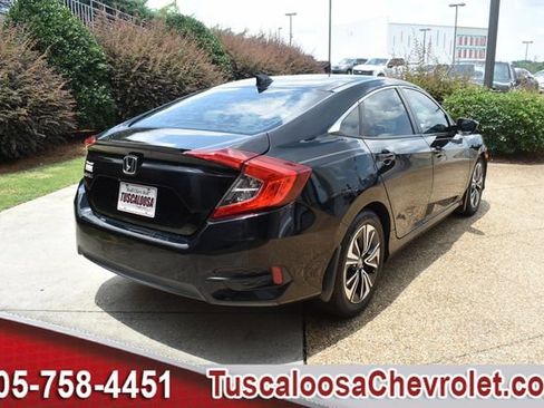 Used 2018 Honda Civic EX-T image 10