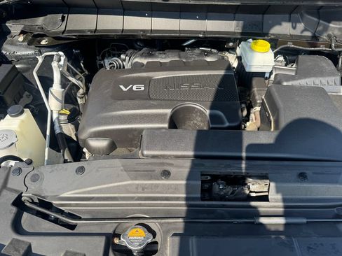Used 2022 Nissan Pathfinder SV w/ SV Premium Package AWD/4WD image 27