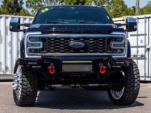 Used 2023 Ford F450 Platinum image 8