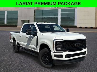 New 2026 Ford F350 Lariat w/ Black Appearance Package