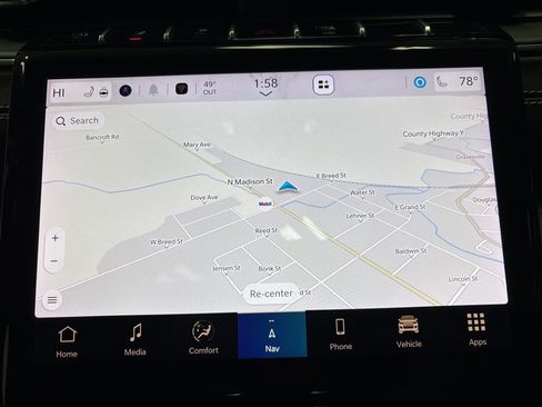 Used 2024 Jeep Grand Cherokee Limited w/ Black Appearance Package image 19