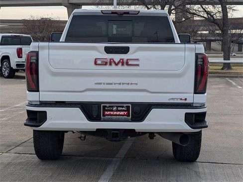 Certified 2024 GMC Sierra 2500 AT4 w/ AT4 Premium Plus Package image 5