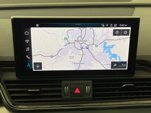 Certified 2023 Audi Q5 e Premium Plus w/ Premium Plus Package image 27