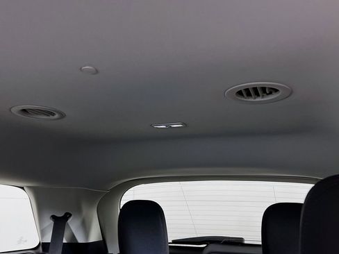 Used 2025 Ford Explorer Active image 29