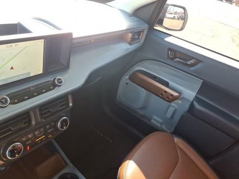 Certified 2024 Ford Maverick Lariat image 23