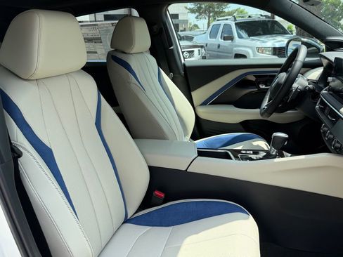 Certified 2025 Acura ADX A-Spec image 17