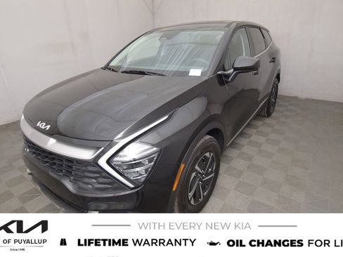 New 2025 Kia Sportage LX image 1