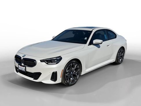 Used 2025 BMW 230i Coupe w/ Convenience Package RWD image 1