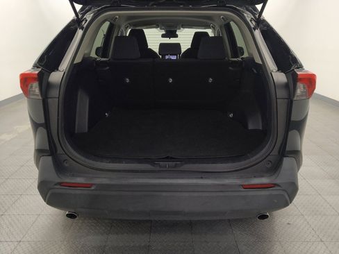 Used 2020 Toyota RAV4 LE image 29