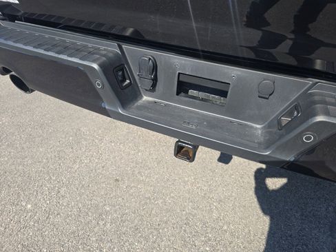 Used 2025 Ford F150 XLT w/ Equipment Group 302A MID image 10