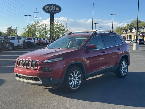 Used 2017 Jeep Cherokee Limited FWD image 3