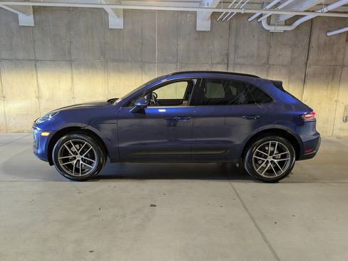 Certified 2025 Porsche Macan image 2