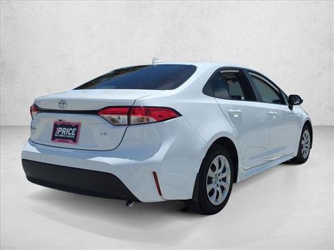 Certified 2026 Toyota Corolla LE FWD image 5