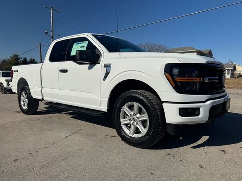 New 2026 Ford F150 XLT w/ Equipment Group 301A Base image 3