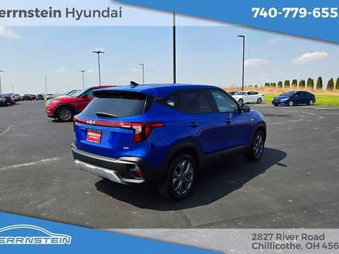 Used 2024 Kia Seltos LX AWD/4WD image 29