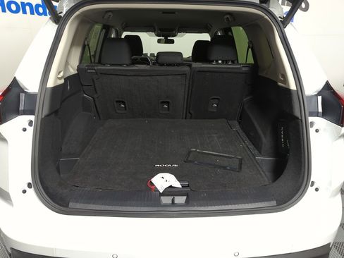 Used 2024 Nissan Rogue SV FWD image 18