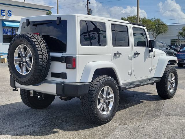 Used 2013 Jeep Wrangler Unlimited Sahara w/ Connectivity Group AWD/4WD image 6