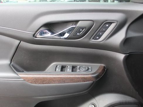 Used 2023 GMC Acadia Denali w/ Black Diamond Edition image 46