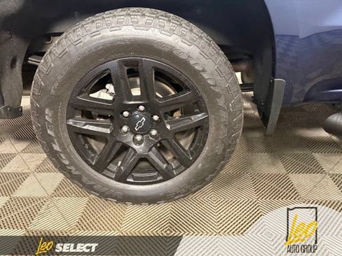 Used 2022 Chevrolet Silverado 1500 RST w/ Z71 Off-Road Package AWD/4WD image 24