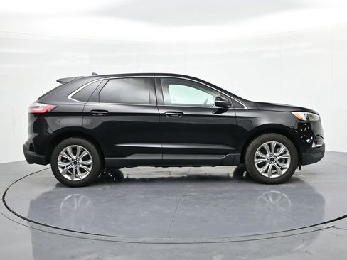 Used 2024 Ford Edge Titanium image 5