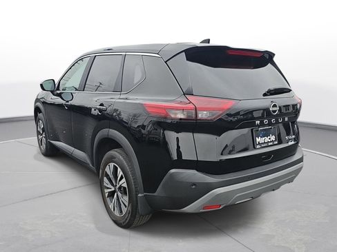 Used 2023 Nissan Rogue SV AWD/4WD image 8