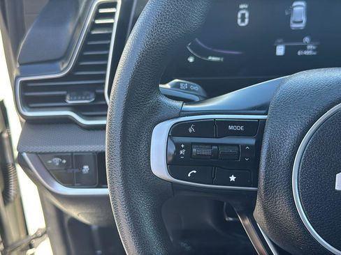 Used 2023 Kia Sportage LX image 16