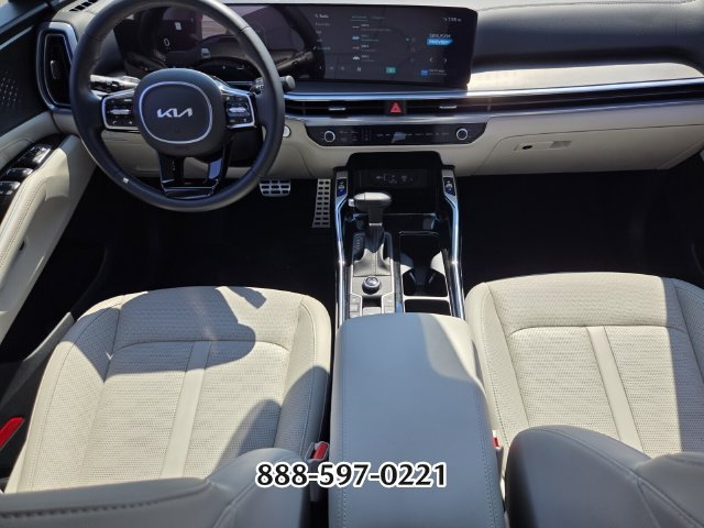 Used 2025 Kia Sorento SX FWD image 15