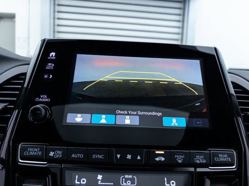 Used 2020 Honda Odyssey Touring image 13