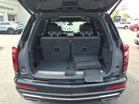 Certified 2024 Cadillac XT6 Premium Luxury w/ LPO, Floor Liner Package AWD/4WD image 15