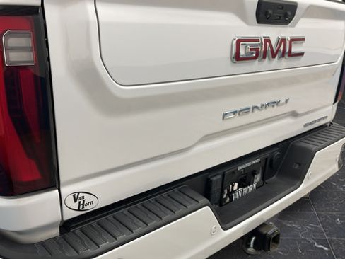 Used 2024 GMC Sierra 3500 Denali w/ Denali Reserve Package AWD/4WD image 42