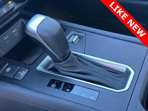 Used 2026 Nissan Kicks SV image 32