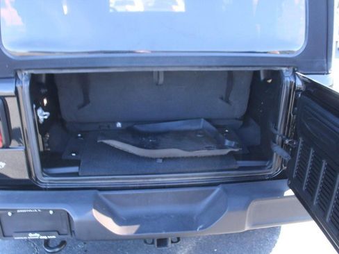 Used 2020 Jeep Wrangler Sport image 6