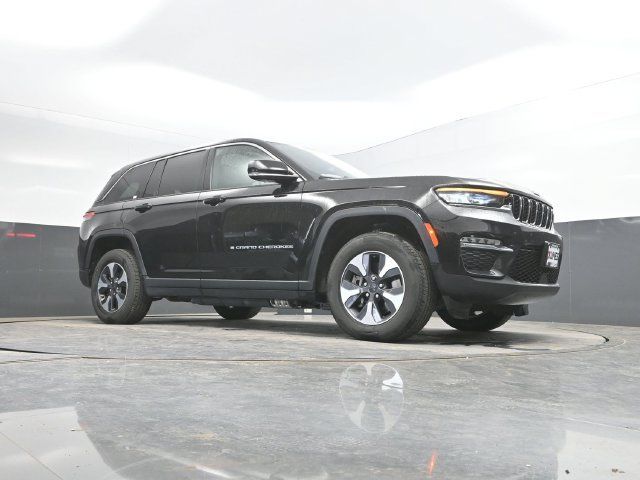 Used 2024 Jeep Grand Cherokee Limited 4xe AWD/4WD image 49