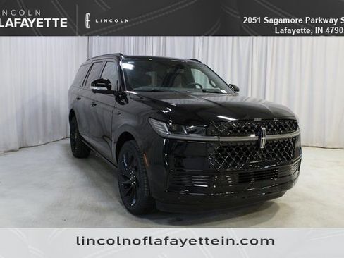 New 2026 Lincoln Navigator Reserve w/ Jet Appearance Package AWD/4WD image 31