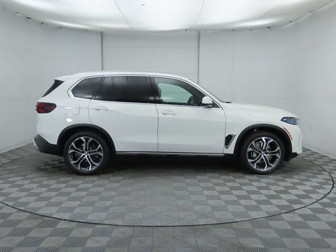 Used 2026 BMW X5 sDrive40i RWD image 5