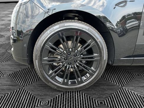 New 2026 Land Rover Range Rover SE AWD/4WD image 14