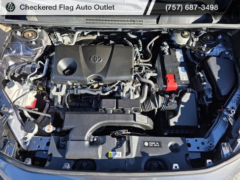 Used 2021 Toyota RAV4 LE image 15