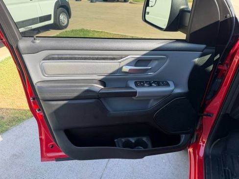 Used 2020 RAM 1500 Big Horn AWD/4WD image 9