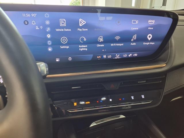 Used 2025 Buick Envision Avenir AWD/4WD image 12
