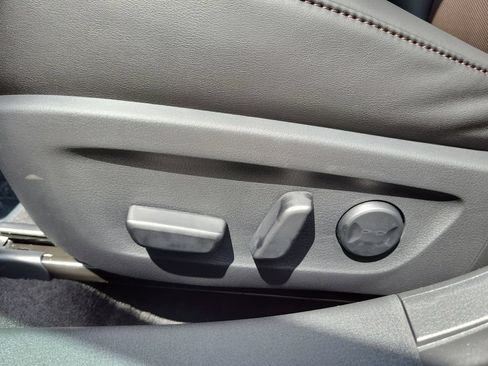 New 2026 MAZDA MAZDA3 2.5 S Hatchback w/ Premium Pkg FWD image 19