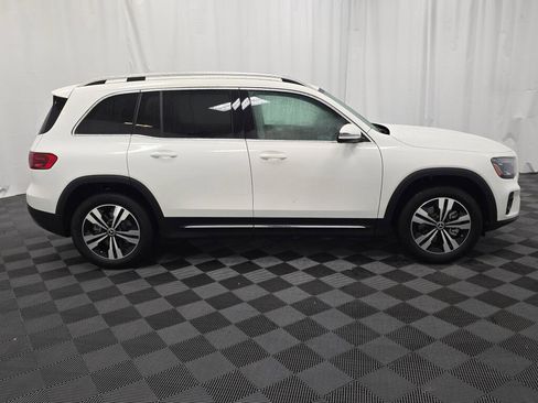 Certified 2025 Mercedes-Benz GLB 250 4MATIC image 7