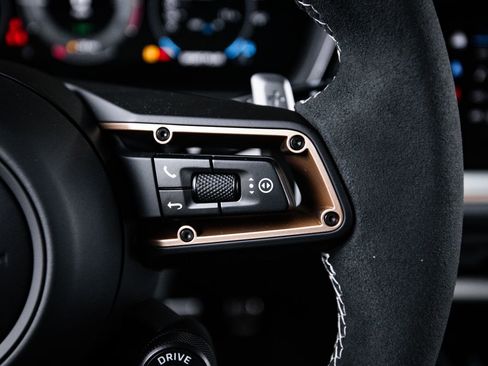 New 2026 Porsche Cayenne Turbo AWD/4WD image 16