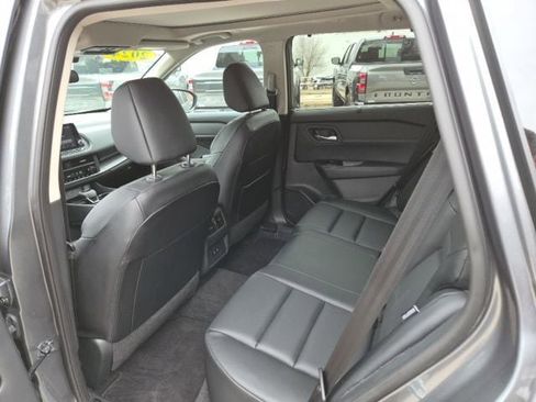 Certified 2024 Nissan Rogue SV w/ SV Premium Package image 15