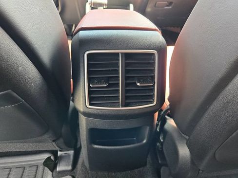 Used 2024 Kia Sportage SX FWD image 9